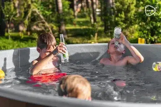 April Actie Kirami Hottub Family L Rexener Bioheater